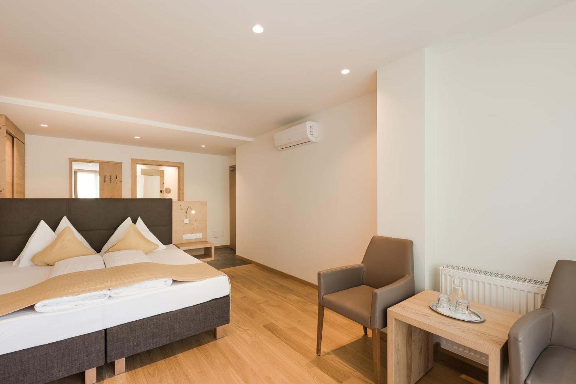 Hotel Kiendl Schenna Værelse billede