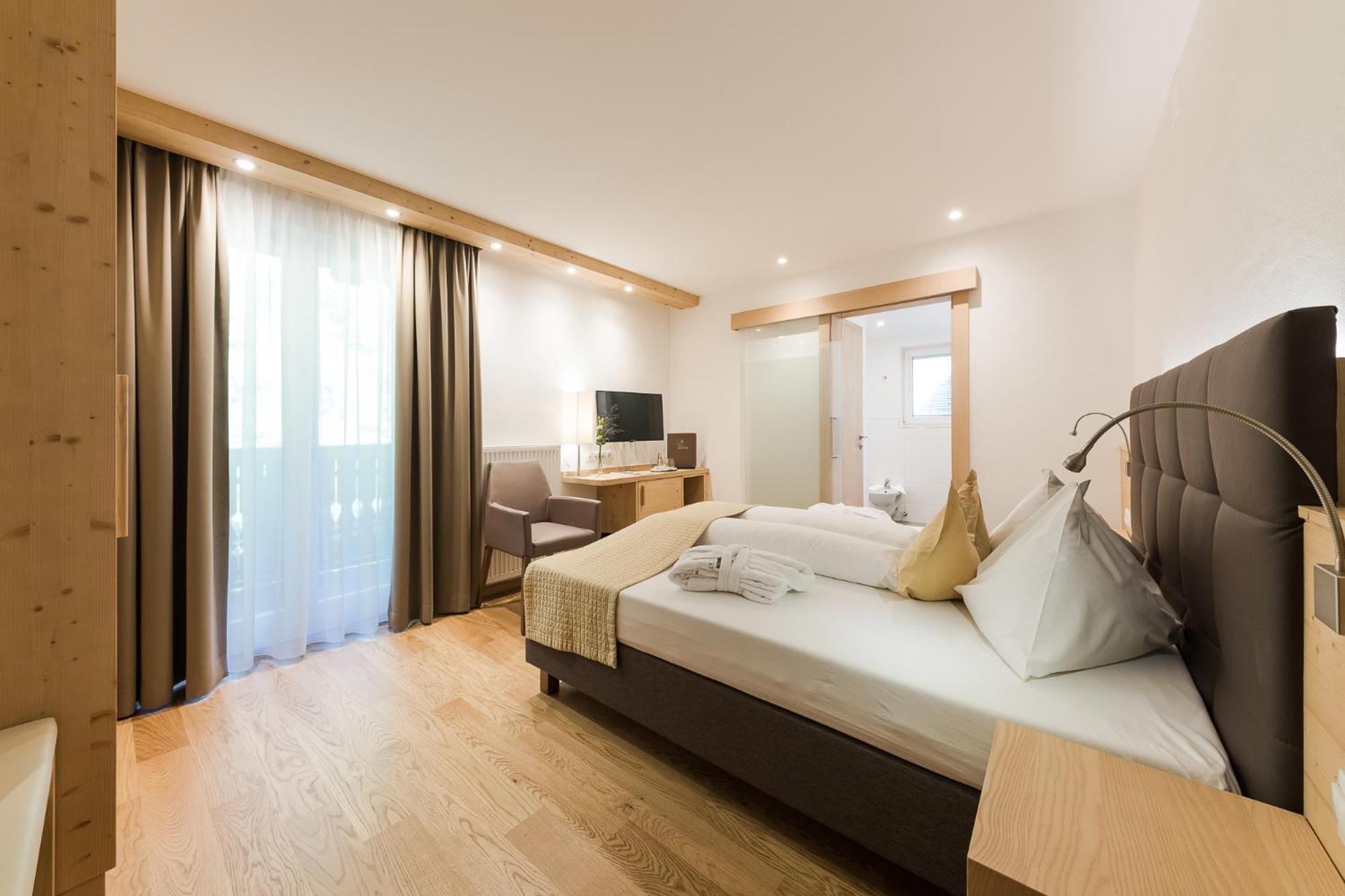 Hotel Kiendl Schenna Værelse billede