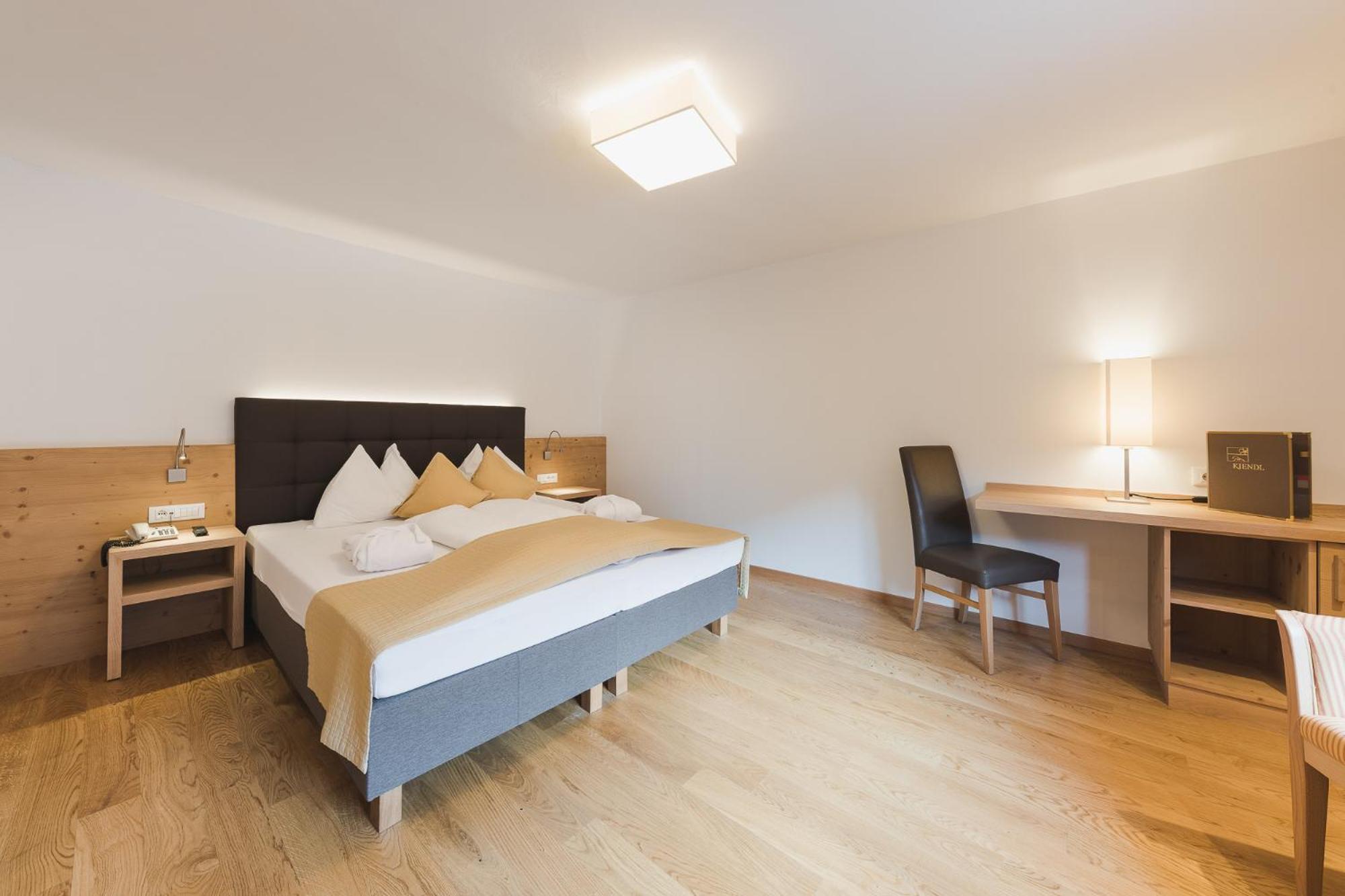 Hotel Kiendl Schenna Værelse billede