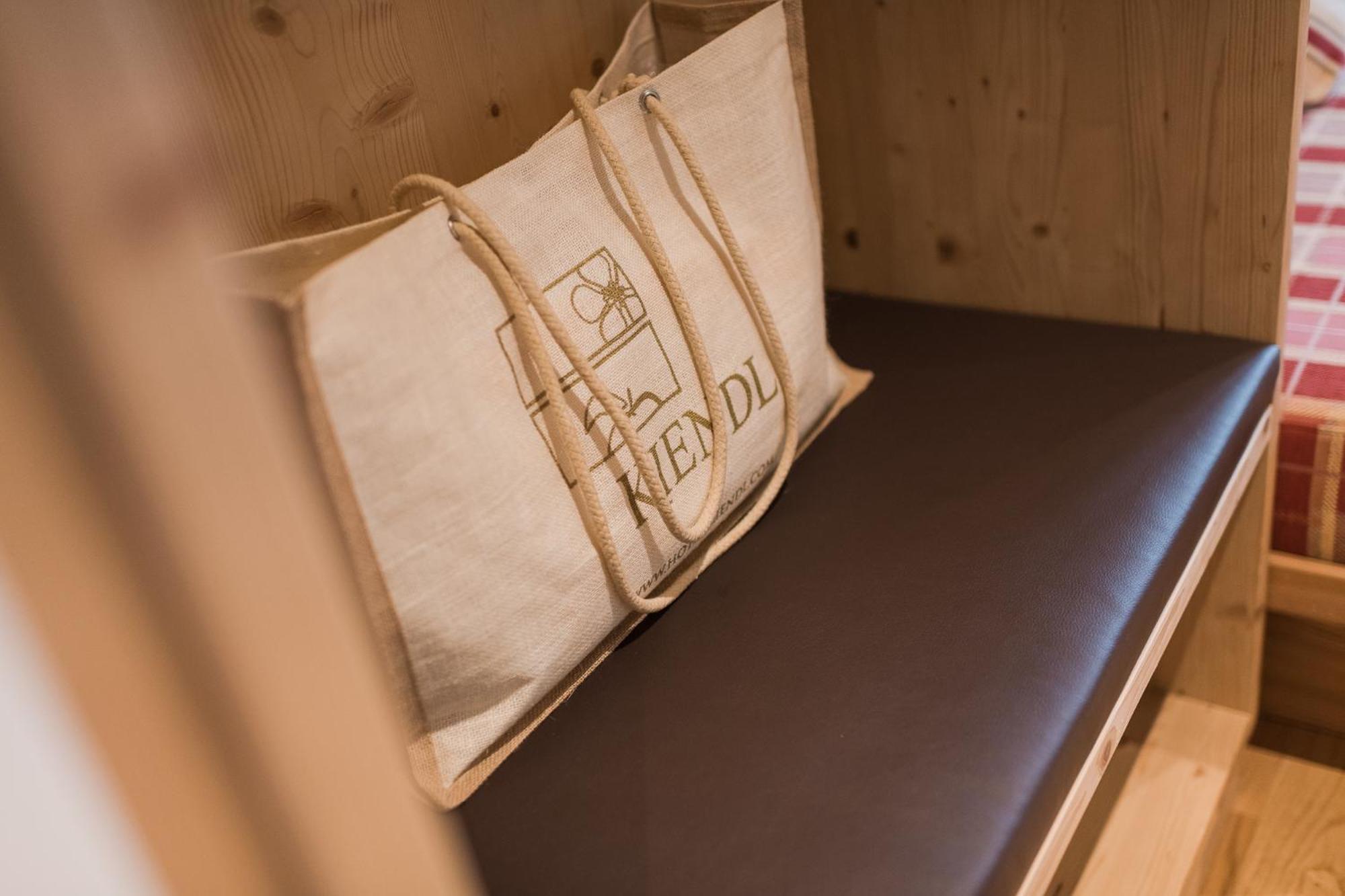 Hotel Kiendl Schenna Værelse billede