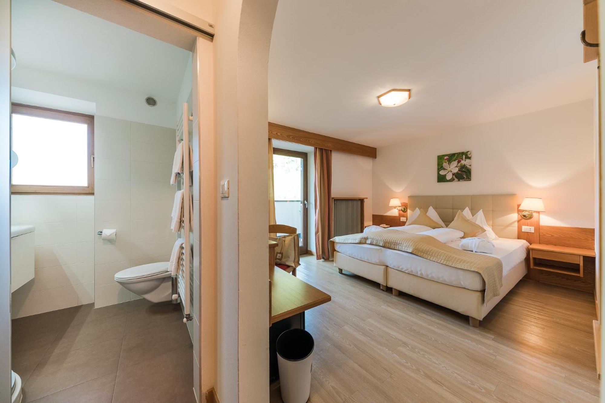 Hotel Kiendl Schenna Værelse billede