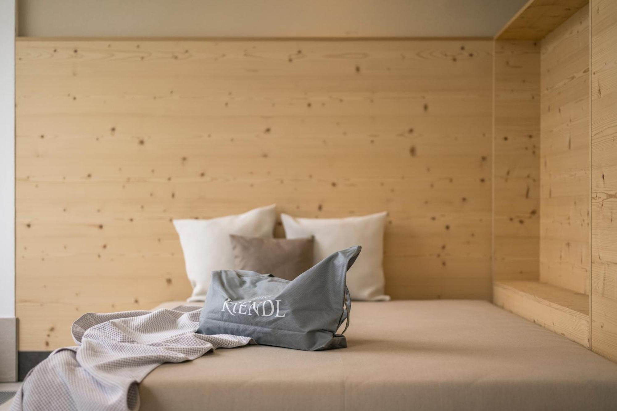 Hotel Kiendl Schenna Eksteriør billede